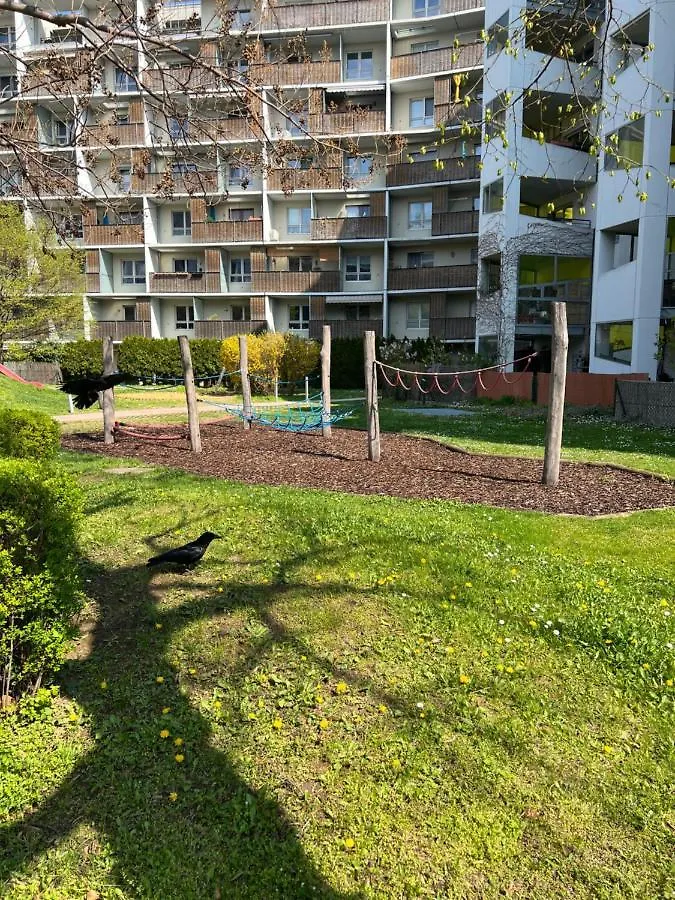 Danube Central Penthouse 3 Bed 90 M2 With Balcony Vienna Austria